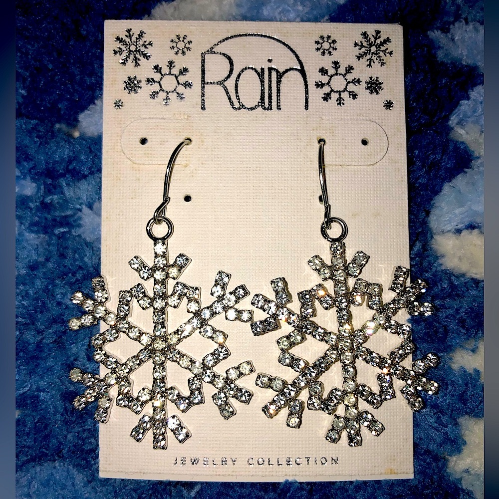 Rain Jewelry Collection Dangly Snowflake Earrings